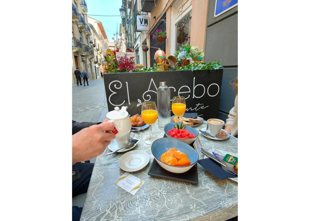 Hotel El Acebo Хака Экстерьер фото