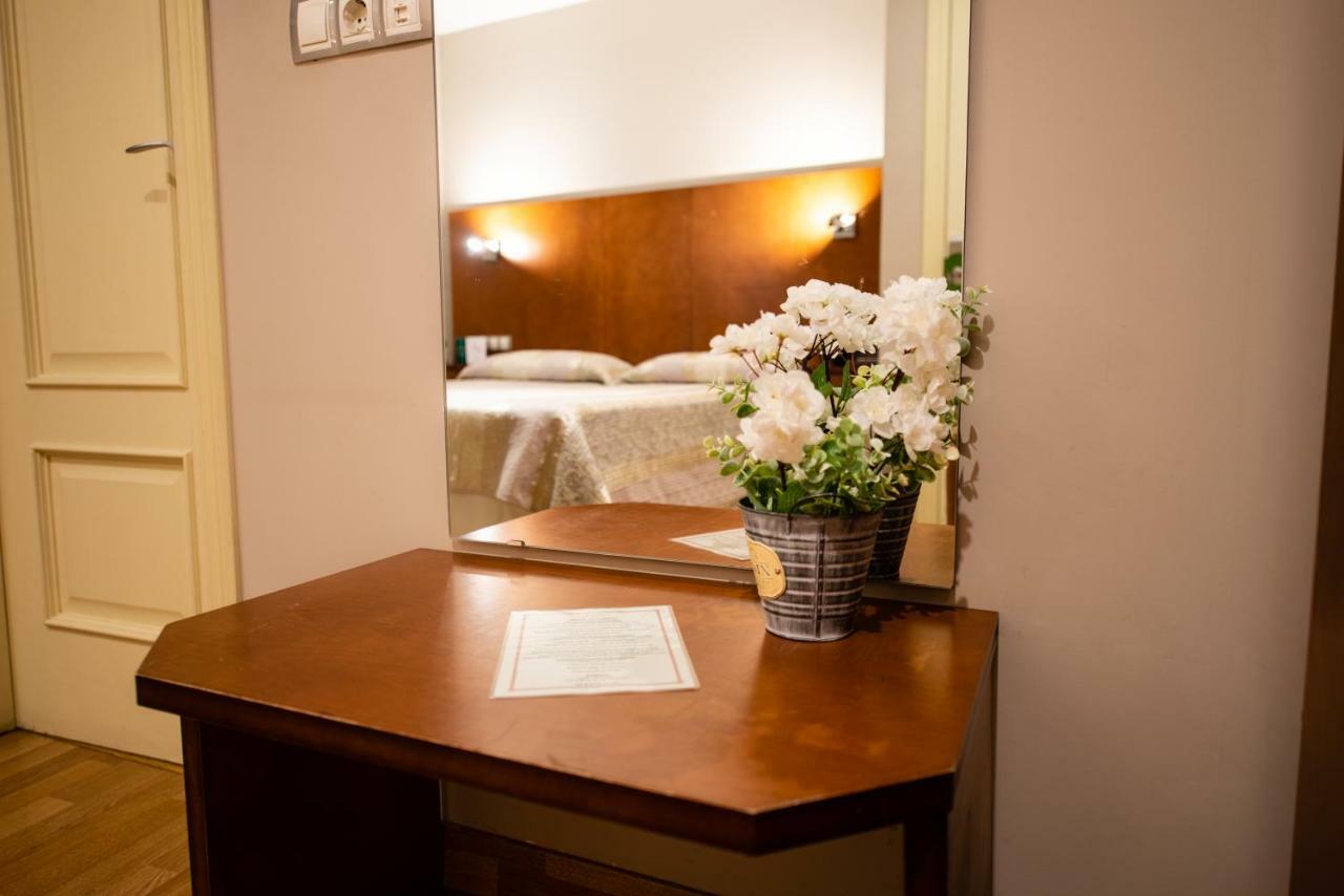 Hotel El Acebo Хака Экстерьер фото